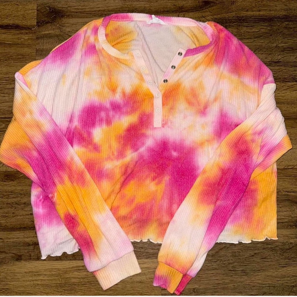 BB Dakota Pink and White Sweater